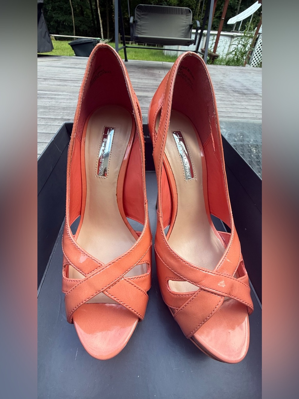 H by Halston Retro Vintage Orange patent leather peep toe heels with a 4.5" heel